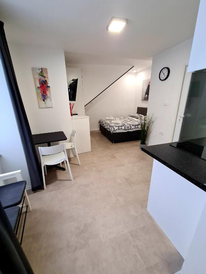 Koper2Stay Apartments Exterior photo